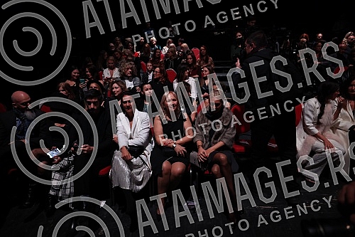 The 50th L'Oreal Belgrade Fashion Week closed with a fashion show of the VIgorÂ® collection of Igor Todorovic's atelier.Modnom revijom kolekcije VIgorÂ® ateljea Igora Todorovica zatvorena je 50. L'Oreal beogradska nedelja mode. 