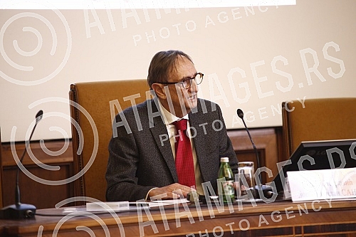 100 years of the public pension system in the former Yugoslavia.100 godina javnog penzijskog sistema u bivsoj Jugoslaviji.