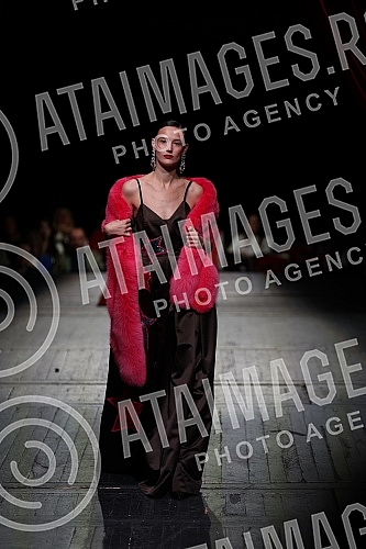 The 50th L'Oreal Belgrade Fashion Week closed with a fashion show of the VIgorÂ® collection of Igor Todorovic's atelier.Modnom revijom kolekcije VIgorÂ® ateljea Igora Todorovica zatvorena je 50. L'Oreal beogradska nedelja mode. 