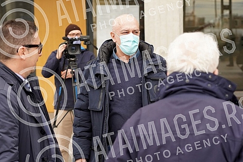 In the Second basic court, Rade Panic, a member of the Assembly of free Serbia and president of the Union of doctors and pharmacists of Serbia, filed a lawsuit against Serbian president Aleksandar Vucic for insulting honor, and then gave statements t