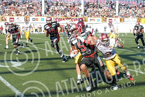 Final four Belgrade Europe Champions League odrzan na stadionu Vozdovac (TC Stadion) u Beograd. Finalna utakmica izmedju SBB Vukovi (Belgrade/Serbia) i Carlstad Crusaders(Sweden).