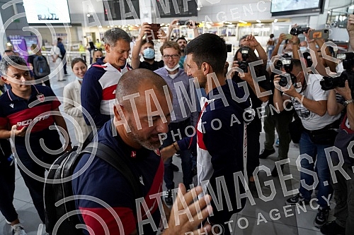 The best tennis player in the world Novak Djokovic wished Zvezda a happy trip to Kazakhstan, in a meeting with his good friend Dejan Stankovic, at the 