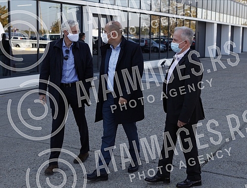 The Minister of Health in the Government of the Republic of Serbia, Dr. Zlatibor Loncar, attended the ceremony on the occasion of the opening of the new special gas filling station and laboratory of the company Messer Tehogas.Ministar zdravlja u Vl