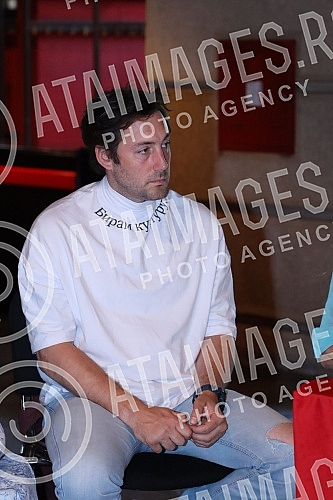 A press conference was held at the National Theater on the occasion of the announcement of the premiere of Leo Tolstoy's play 