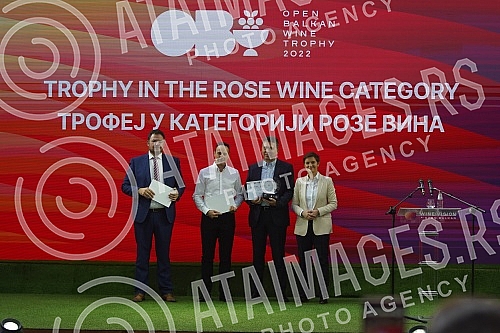 The President of the Government of the Republic of Serbia, Ana Brnabic, attended the awarding of the Wine Trophy of the Open Balkans as part of the First International Wine Fair Wine Vision of the Open Balkans in Hall 1 of the Belgrade Fair.Predsed