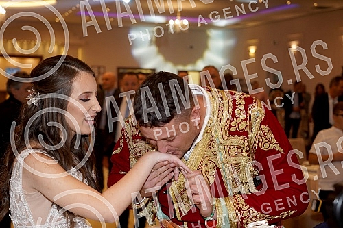 Wedding festivities on the occasion of the wedding of Vuk Djuricic and Mile were held at the Wedding Center Vanilla in Stara Pazova.Svadbeno veselje povodom vencanja Vuka Djuricica i Mile upriliceno je u Wedding centru Vanilla u Staroj Pazovi.