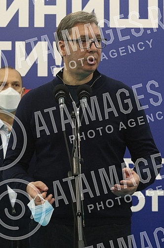 The President of the Republic of Serbia, Aleksandar Vucic, received the third (booster) dose of the coronavirus vaccine at the vaccination point in Hall 7 at the Belgrade Fair.Predsednik Republike Srbije Aleksandar Vucic primio je trecu (buster) do