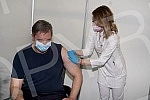 The President of the Republic of Serbia, Aleksandar Vucic, received the third (booster) dose of the coronavirus vaccine at the vaccination point in Hall 7 at the Belgrade Fair.Predsednik Republike Srbije Aleksandar Vucic primio je trecu (buster) do