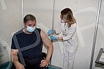 The President of the Republic of Serbia, Aleksandar Vucic, received the third (booster) dose of the coronavirus vaccine at the vaccination point in Hall 7 at the Belgrade Fair.Predsednik Republike Srbije Aleksandar Vucic primio je trecu (buster) do