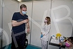 The President of the Republic of Serbia, Aleksandar Vucic, received the third (booster) dose of the coronavirus vaccine at the vaccination point in Hall 7 at the Belgrade Fair.Predsednik Republike Srbije Aleksandar Vucic primio je trecu (buster) do