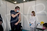 The President of the Republic of Serbia, Aleksandar Vucic, received the third (booster) dose of the coronavirus vaccine at the vaccination point in Hall 7 at the Belgrade Fair.Predsednik Republike Srbije Aleksandar Vucic primio je trecu (buster) do