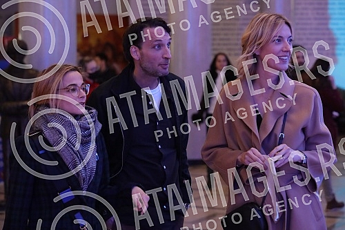 The jubilee ceremony of the 50th Festa was held in Kombank Hall.Ceremonija svecanog otvaranja jubilanog, 50. Festa  odrzan je u Kombank dvorani.