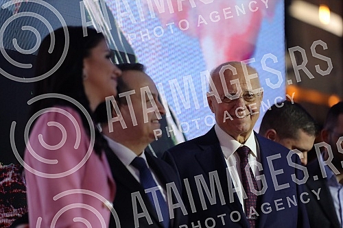 The jubilee ceremony of the 50th Festa was held in Kombank Hall.Ceremonija svecanog otvaranja jubilanog, 50. Festa  odrzan je u Kombank dvorani.