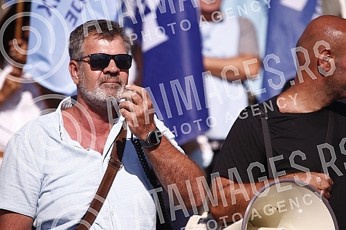 The public session of the Federation of Independent Trade Unions of Serbia and the United Branch Trade Unions Independence, where the content of the minimum consumer basket and the exact amount of food that can be bought from the minimum wage was pre