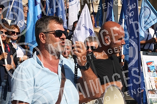 The public session of the Federation of Independent Trade Unions of Serbia and the United Branch Trade Unions Independence, where the content of the minimum consumer basket and the exact amount of food that can be bought from the minimum wage was pre