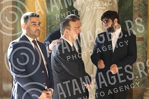 Commemoration of the late Deputy Speaker of the Serbian Parliament Muamer Zukorlic was held in the House of the National Assembly.Komemoracija preminulom potpredsedniku Skupstine Srbije Muameru Zukorlicu odrzana je u Domu Narodne skupstine.