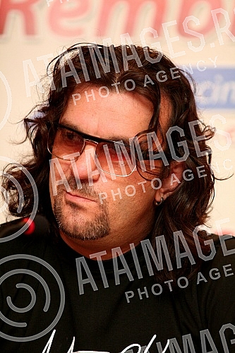 Press conference Aleksandar Vuksanovic - Ace Lukas before a concert on November 3.Pres konferencija Aleksandra Vuksanovica - Ace Lukasa pred koncert 3. novembra