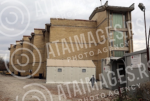 Refugees camp Adasevci near border with Croatia.Izbeglice u kampu Adasevci, na granici sa Hrvatskom.