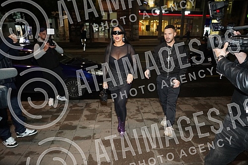 The latest iPhone 14 Pro and iPhone 14 Pro Max phone models have arrived in Serbia, and on this occasion, a special event was organized in the iSTYLE store at midnight, where Seka Aleksic was a guest.Najnoviji iPhone 14 Pro i iPhone 14 Pro Max mode