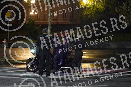 The latest iPhone 14 Pro and iPhone 14 Pro Max phone models have arrived in Serbia, and on this occasion, a special event was organized in the iSTYLE store at midnight, where Seka Aleksic was a guest.Najnoviji iPhone 14 Pro i iPhone 14 Pro Max mode