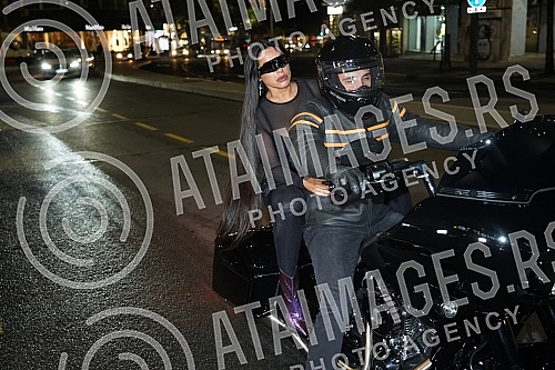 The latest iPhone 14 Pro and iPhone 14 Pro Max phone models have arrived in Serbia, and on this occasion, a special event was organized in the iSTYLE store at midnight, where Seka Aleksic was a guest.Najnoviji iPhone 14 Pro i iPhone 14 Pro Max mode