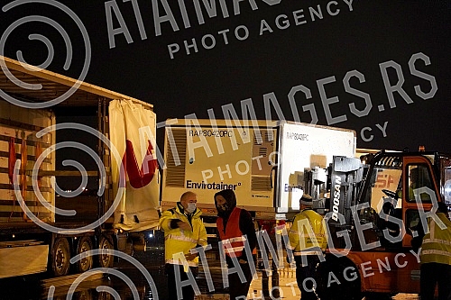 The Prime Minister of the Republic of Serbia, Ana Brnabic, and the Ambassador of the People's Republic of China to Serbia, Chen Bo, welcomed a plane with a new contingent of Sinofarm vaccines at the 