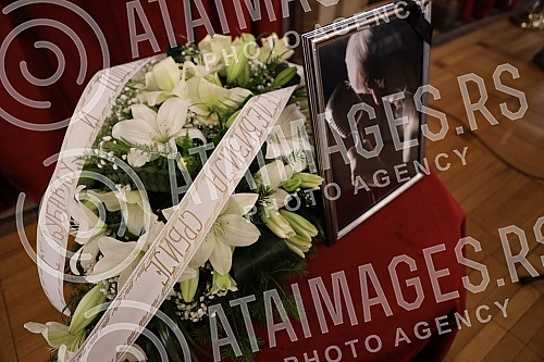 Commemoration on the occasion of the death of one of the greatest Serbian and Yugoslav singers of popular music, Djordje Marjanovic, was held in the Ceremonial Hall of the Belgrade City Assembly.Komemoracija povodom smrti jednog od najvecih srpskih