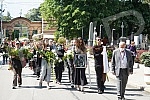 One of the greatest Serbian and Yugoslav singers of popular music, Djordje Marjanovic, was buried in the Alley of Merited Citizens at the New Cemetery.Jedan od najvecih srpskih i jugoslovenskih pevaca zabavne muzike Djordja Marjanovica sahranjen je