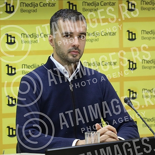 Press conference of the Initiative Kreni - Promeni on Amendments to the Law on Referendum and People's Initiative.Konferencija za novinare Inicijative Kreni - Promeni o izmenama Zakona o referendumu i narodnoj inicijativi.