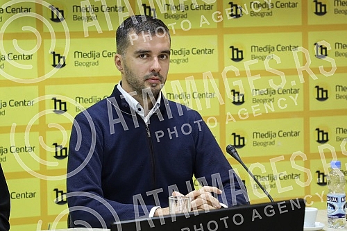 Press conference of the Initiative Kreni - Promeni on Amendments to the Law on Referendum and People's Initiative.Konferencija za novinare Inicijative Kreni - Promeni o izmenama Zakona o referendumu i narodnoj inicijativi.