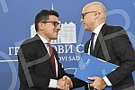 The Mayor of Novi Sad Milos Vucevic and the Regional Director of the European Bank for Reconstruction and Development Matteo Colangelii signed a Loan Agreement in order to implement the Project for the procurement of up to ten low-floor electric buse
