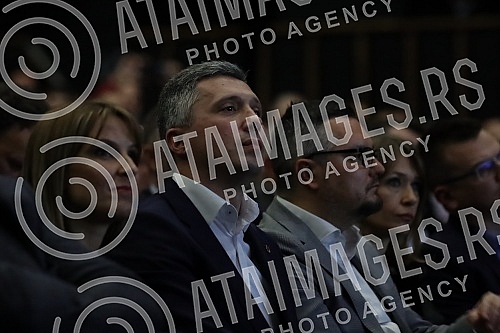 The central convention of the Dveri-POKS Patriotic Bloc was held in Kombank Hall.U Kombank dvorani odrzana je centralna konvencija Patriotskog bloka Dveri-POKS.