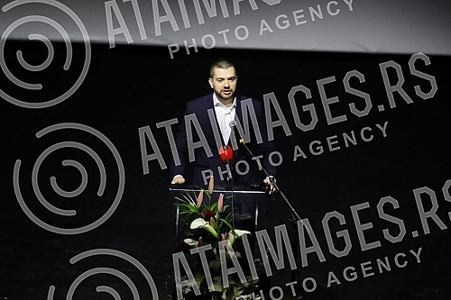 The central convention of the Dveri-POKS Patriotic Bloc was held in Kombank Hall.U Kombank dvorani odrzana je centralna konvencija Patriotskog bloka Dveri-POKS.