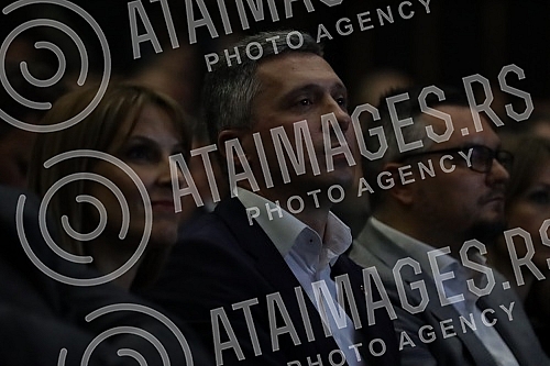 The central convention of the Dveri-POKS Patriotic Bloc was held in Kombank Hall.U Kombank dvorani odrzana je centralna konvencija Patriotskog bloka Dveri-POKS.