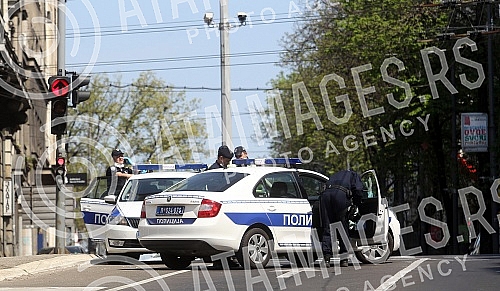 Living in Belgrade during the longest curfew imposed because of a virus corona.Zivot u Beogradu tokom najduzeg policijskog casa koji je uveden zbog korona virusa.