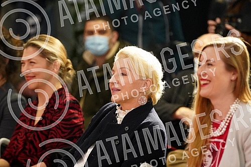 The Belgrade Drama Theater celebrated its 74th birthday, and on that occasion, annual awards were given.Beogradsko dramsko pozoriste proslavilo je 74. rodjendan, a tom prilikom dodeljenje su godinje nagrade. 