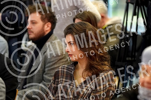 The Belgrade Drama Theater celebrated its 74th birthday, and on that occasion, annual awards were given.Beogradsko dramsko pozoriste proslavilo je 74. rodjendan, a tom prilikom dodeljenje su godinje nagrade. 