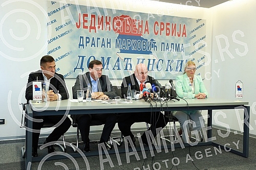 A press conference of the president of that party, Dragan Markovic-Palma, was held in the premises of United Serbia.U prostorijama Jedinstvene Srbije odrzana konferencija za novinare predsednika te stranke Dragana Markovica - Palme.