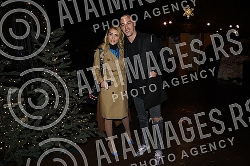 Singer Katarina Grujic and football player Marko Gobeljic became the parents of daughter Katja yesterday, and on that happy occasion, a celebration was held tonight at the Topciderac restaurant.