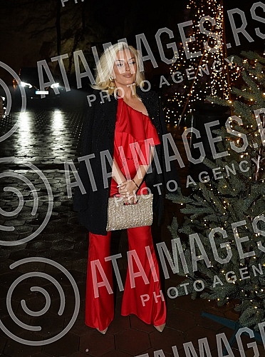 Singer Katarina Grujic and football player Marko Gobeljic became the parents of daughter Katja yesterday, and on that happy occasion, a celebration was held tonight at the Topciderac restaurant.