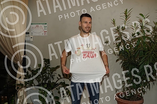 Singer Katarina Grujic and football player Marko Gobeljic became the parents of daughter Katja yesterday, and on that happy occasion, a celebration was held tonight at the Topciderac restaurant.