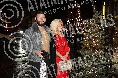 Singer Katarina Grujic and football player Marko Gobeljic became the parents of daughter Katja yesterday, and on that happy occasion, a celebration was held tonight at the Topciderac restaurant.