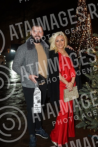 Singer Katarina Grujic and football player Marko Gobeljic became the parents of daughter Katja yesterday, and on that happy occasion, a celebration was held tonight at the Topciderac restaurant.