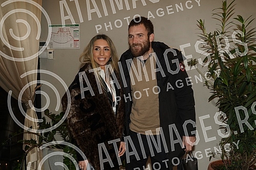 Singer Katarina Grujic and football player Marko Gobeljic became the parents of daughter Katja yesterday, and on that happy occasion, a celebration was held tonight at the Topciderac restaurant.