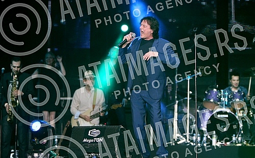 Concert of Zdravko Colic held on stadium National Arena 