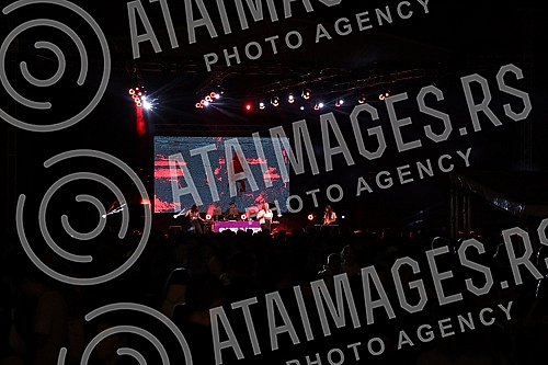 The biggest sneaker festival in the Balkans â Sneakerville in the Port of Belgrade, brought together all the most famous and popular foreign and domestic sports brands, who presented the latest collections at their stands and organized numerous act