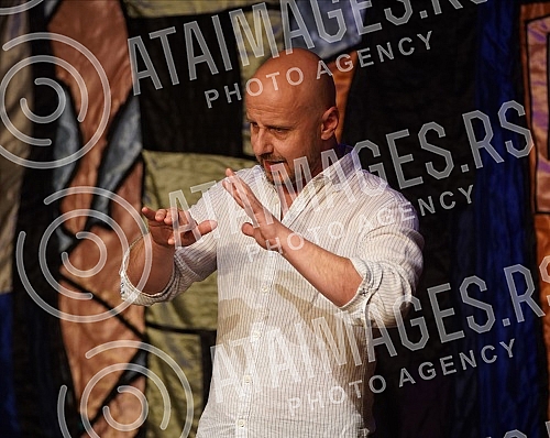 The new theater award for the best direction of the play for children 