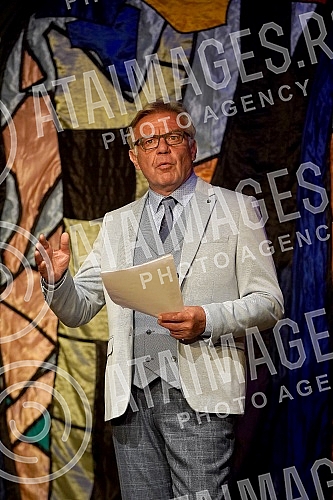 The new theater award for the best direction of the play for children 