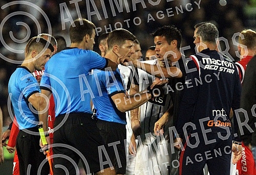 The match of the ninth round of the Linglong Tire Super League of Serbia between FK Partizan and FK Crvena zvezda was played at the Partizan stadium.Utakmica devetog  kola Linglong Tire Super liga Srbije izmedju FK Partizan i FK Crvena zvezda odigr