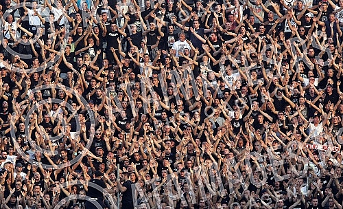The match of the ninth round of the Linglong Tire Super League of Serbia between FK Partizan and FK Crvena zvezda was played at the Partizan stadium.Utakmica devetog  kola Linglong Tire Super liga Srbije izmedju FK Partizan i FK Crvena zvezda odigr